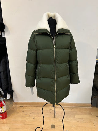 3020 Down coat with shearling collar