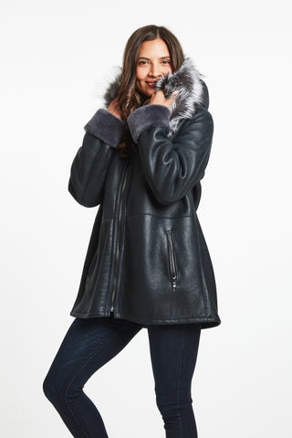 CLASSIC SHEARLING JACKET WITH FOX HOOD in Granite