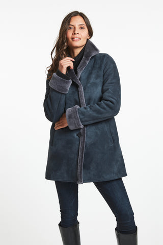 Just Chill Merino shearling in Granite with Double fur stand collar